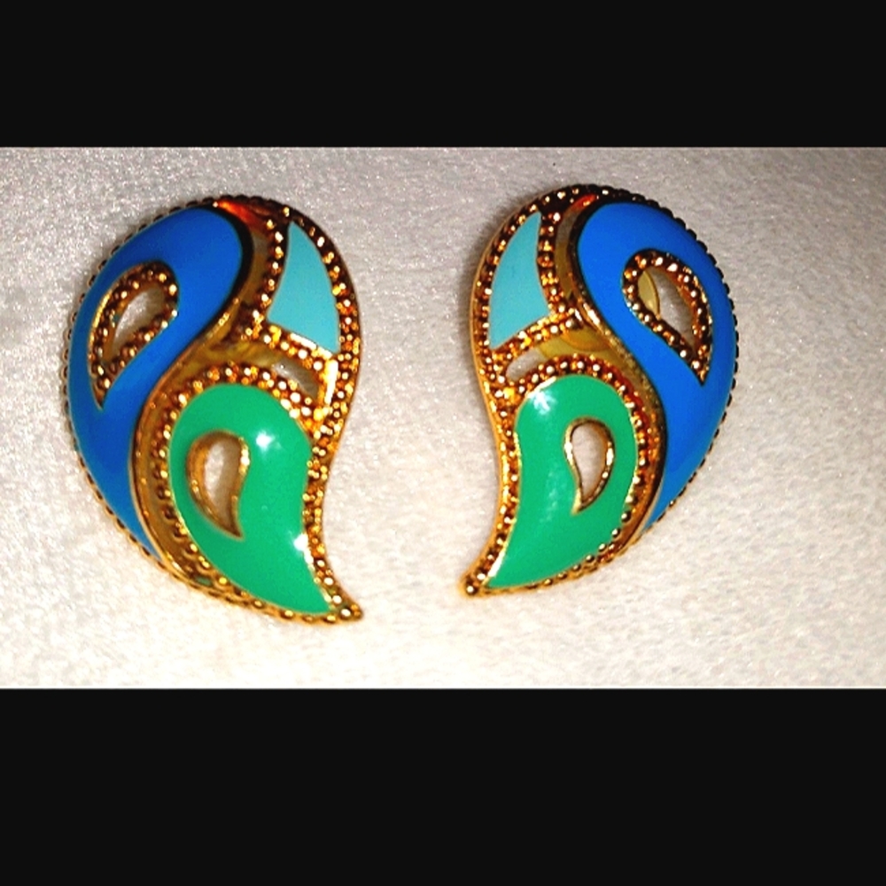 Vintage Avon Gold-tone Paisley Blue & GreenEarrings